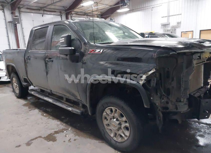 2022 Chevrolet Silverado 3500HD 4WD STANDARD BED LT (VIN 2GC4YTE79N1223179) main photo