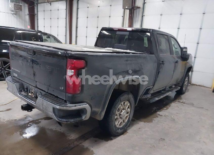 Photo 4 of 2022 Chevrolet Silverado 3500HD 4WD STANDARD BED LT (VIN 2GC4YTE79N1223179)
