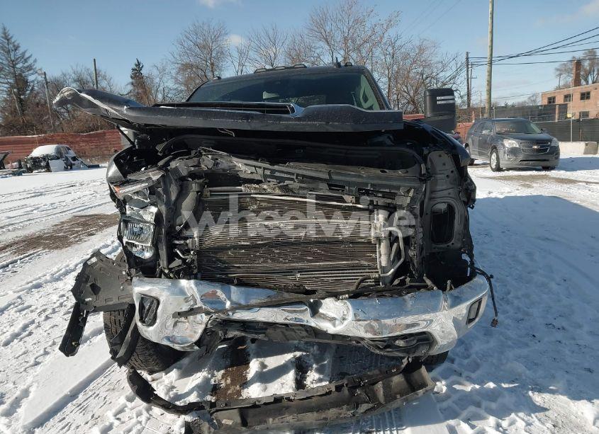 Photo 12 of 2024 Chevrolet Silverado 3500HD 4WD STANDARD BED LT (VIN 2GC4YTEY0R1120229)