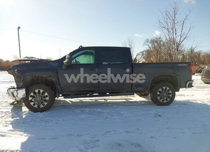 Photo 14 of 2024 Chevrolet Silverado 3500HD 4WD STANDARD BED LT (VIN 2GC4YTEY0R1120229)