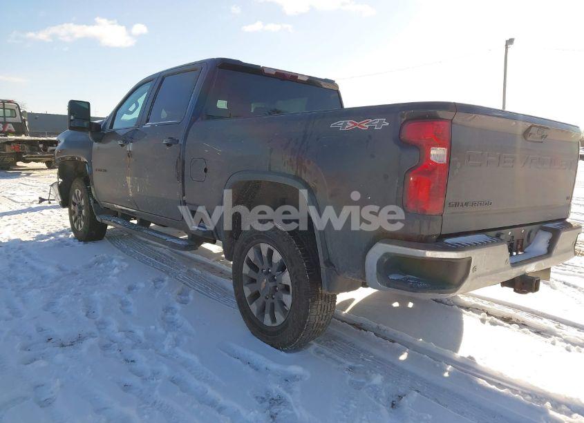 Photo 3 of 2024 Chevrolet Silverado 3500HD 4WD STANDARD BED LT (VIN 2GC4YTEY0R1120229)