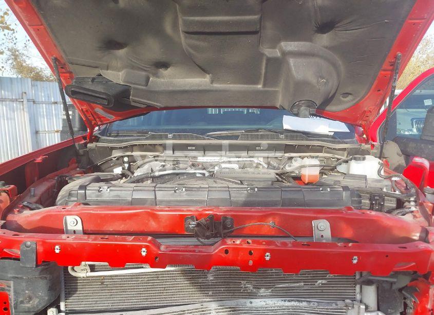 Photo 9 of 2024 Chevrolet Silverado 3500HD 4WD STANDARD BED LT (VIN 2GC4YTEY7R1200563)