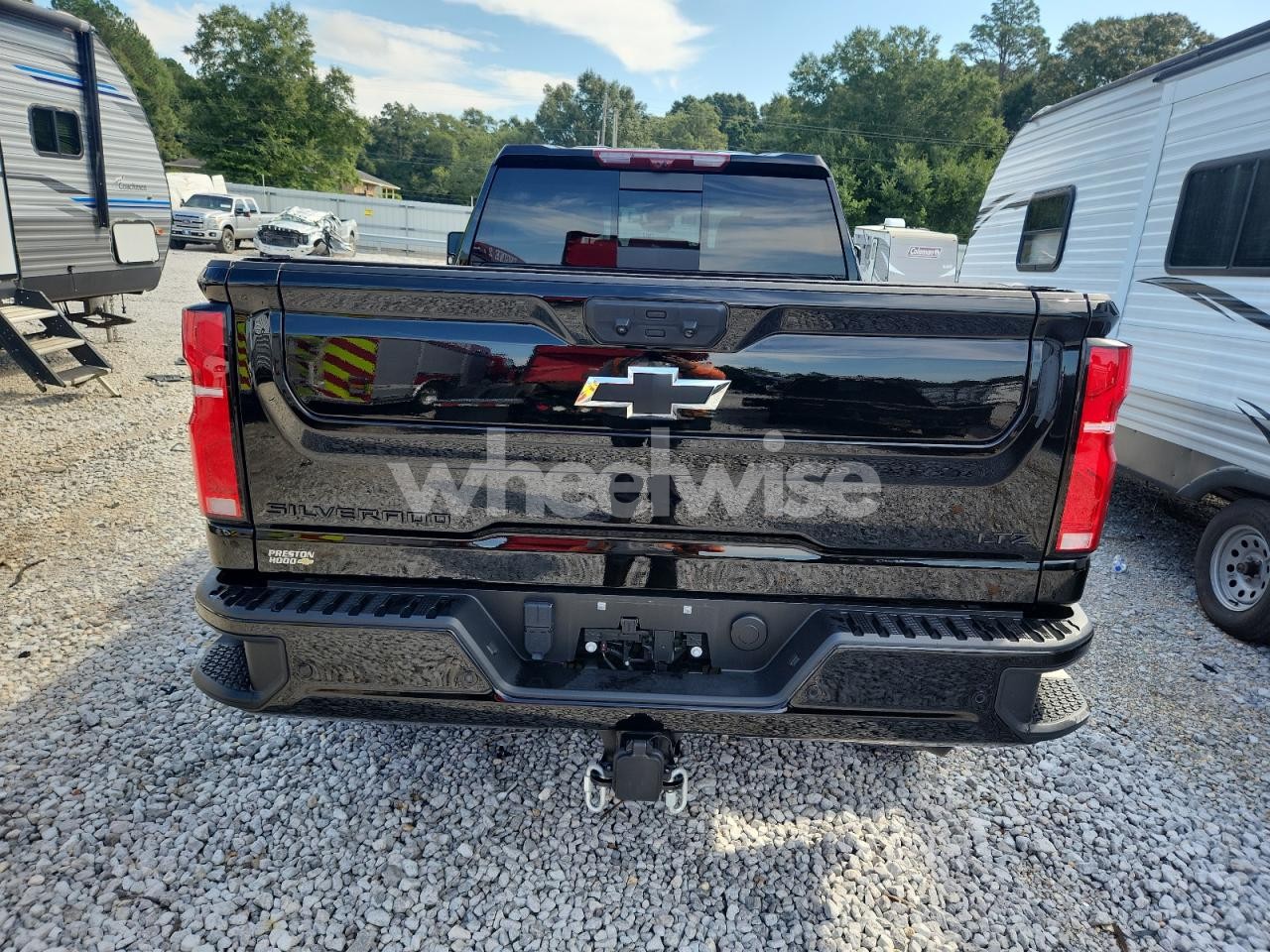 Photo 6 of 2024 CHEVROLET SILVERADO K3500 LTZ (VIN 2GC4YUEY9R1256204)