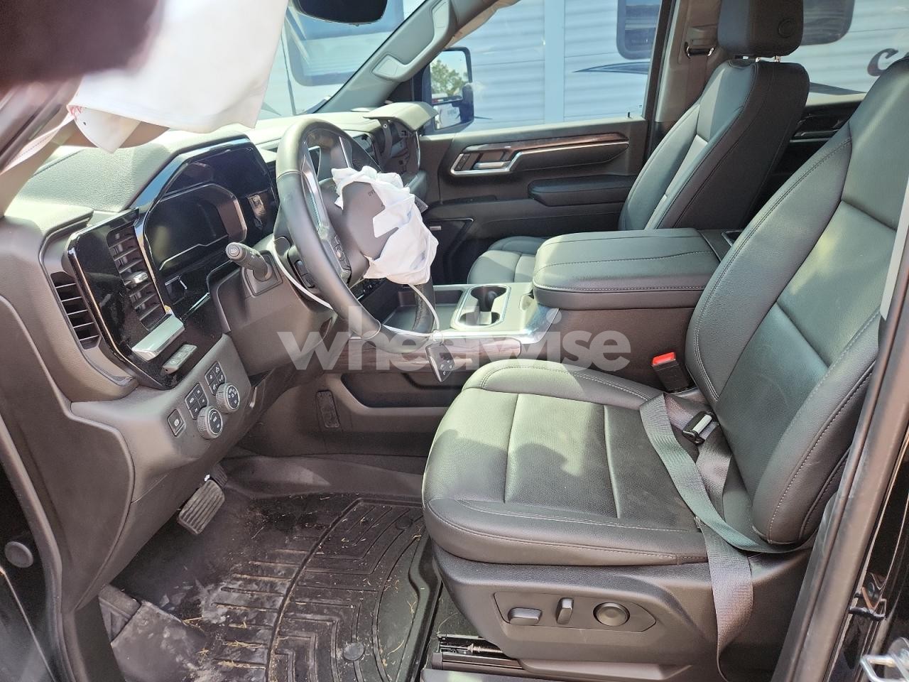 Photo 7 of 2024 CHEVROLET SILVERADO K3500 LTZ (VIN 2GC4YUEY9R1256204)