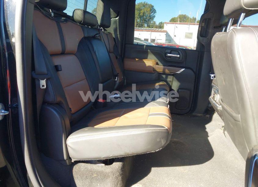 Photo 7 of 2022 Chevrolet Silverado 3500HD 4WD STANDARD BED HIGH COUNTRY (VIN 2GC4YVEY0N1233183)