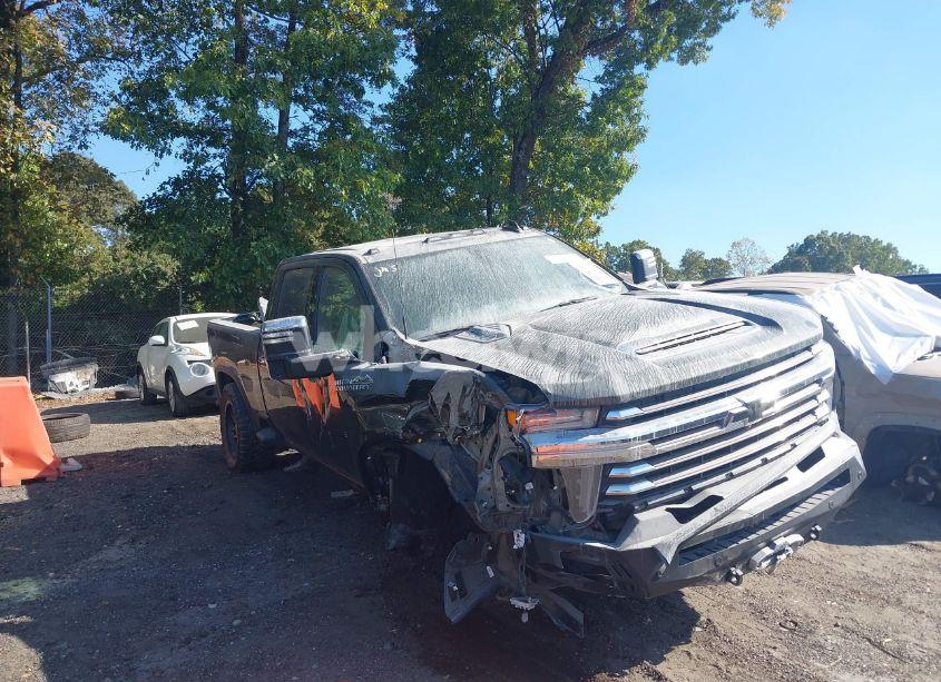 2022 Chevrolet Silverado 3500HD 4WD STANDARD BED HIGH COUNTRY (VIN 2GC4YVEY6N1215867) main photo