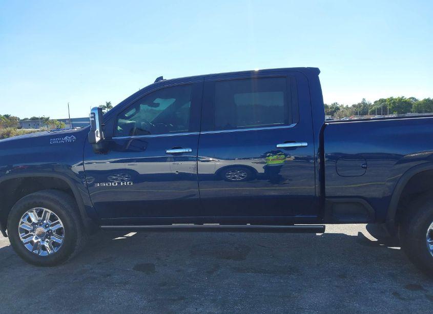 Photo 13 of 2022 Chevrolet Silverado 3500HD 4WD STANDARD BED HIGH COUNTRY (VIN 2GC4YVEYXN1237225)
