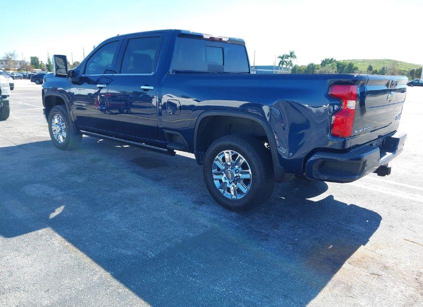 Photo 3 of 2022 Chevrolet Silverado 3500HD 4WD STANDARD BED HIGH COUNTRY (VIN 2GC4YVEYXN1237225)