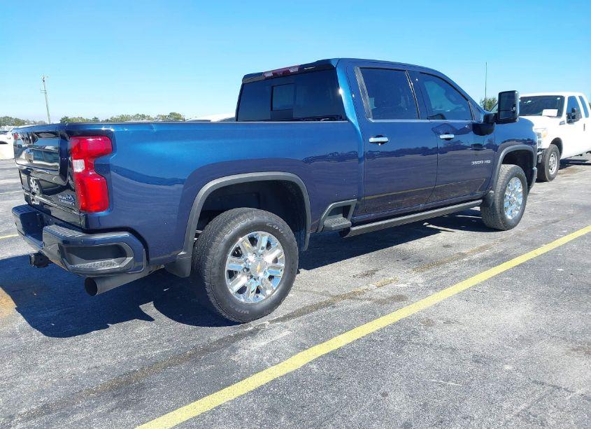 Photo 4 of 2022 Chevrolet Silverado 3500HD 4WD STANDARD BED HIGH COUNTRY (VIN 2GC4YVEYXN1237225)