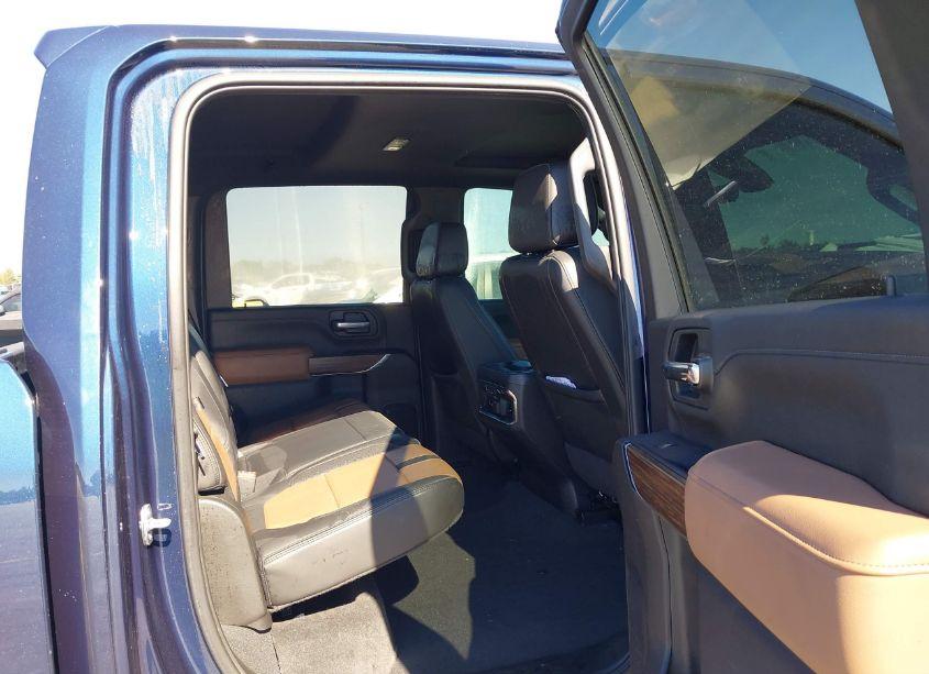 Photo 8 of 2022 Chevrolet Silverado 3500HD 4WD STANDARD BED HIGH COUNTRY (VIN 2GC4YVEYXN1237225)