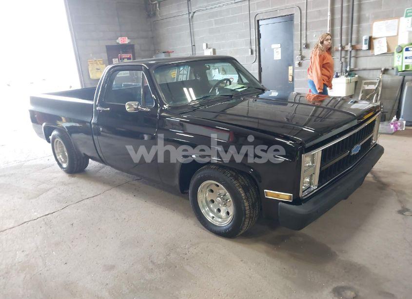 1984 Chevrolet C10 (VIN 2GCDC14H6E1206207) main photo