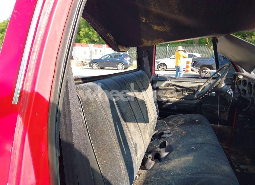 Photo 8 of 1985 Chevrolet C10 (VIN 2GCDC14H7F1131843)