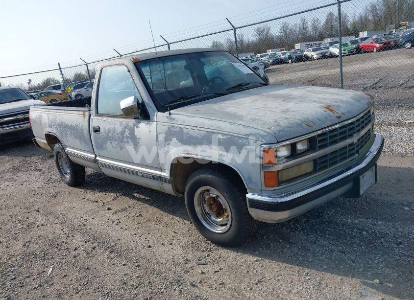 1988 Chevrolet Gmt-400 C1500 (VIN 2GCDC14H7J1194837) main photo