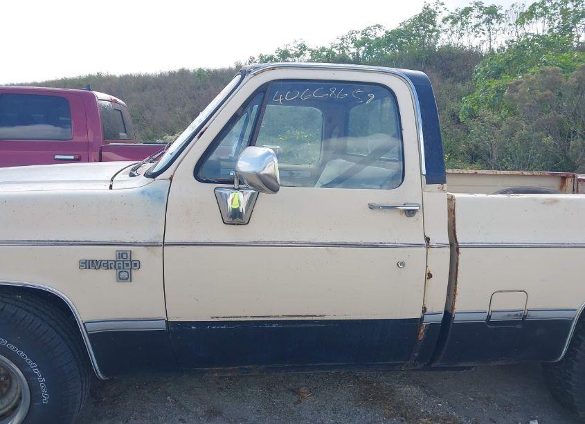 Photo 15 of 1986 Chevrolet C10 (VIN 2GCDC14H8G1172600)