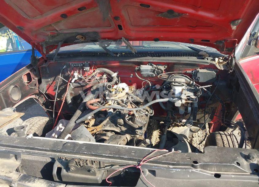 Photo 13 of 1988 Chevrolet Gmt-400 C1500 (VIN 2GCDC14K8J1127210)