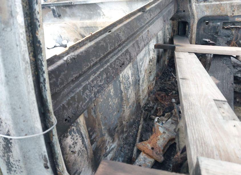 Photo 8 of 1989 Chevrolet Gmt-400 K1500 (VIN 2GCDK14K7K1252302)