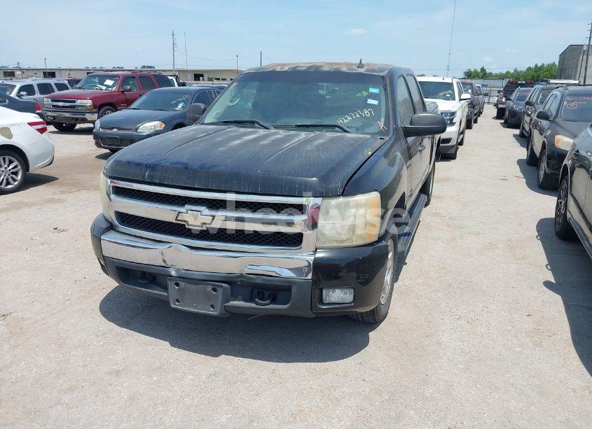 Photo 2 of 2008 Chevrolet Silverado 1500 LT2 (VIN 2GCEC130081166775)