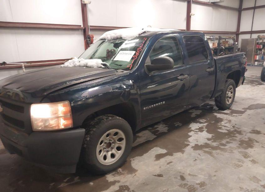 Photo 2 of 2007 Chevrolet Silverado 1500 WORK TRUCK (VIN 2GCEC130571733190)