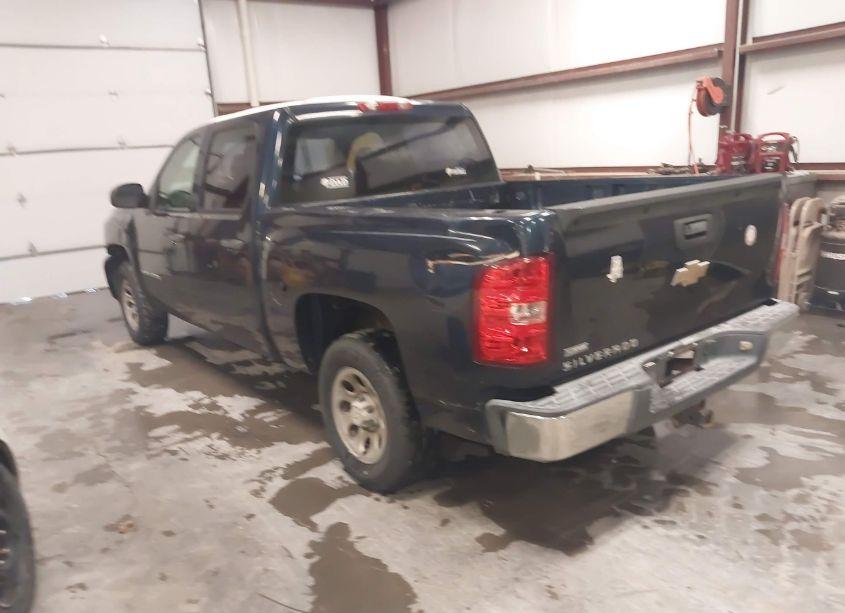 Photo 3 of 2007 Chevrolet Silverado 1500 WORK TRUCK (VIN 2GCEC130571733190)