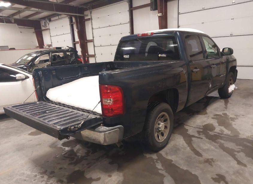 Photo 4 of 2007 Chevrolet Silverado 1500 WORK TRUCK (VIN 2GCEC130571733190)