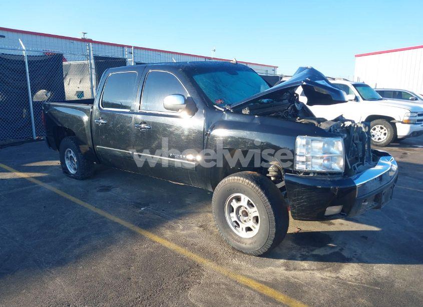 2008 Chevrolet Silverado 1500 LT1 (VIN 2GCEC130581125915) main photo
