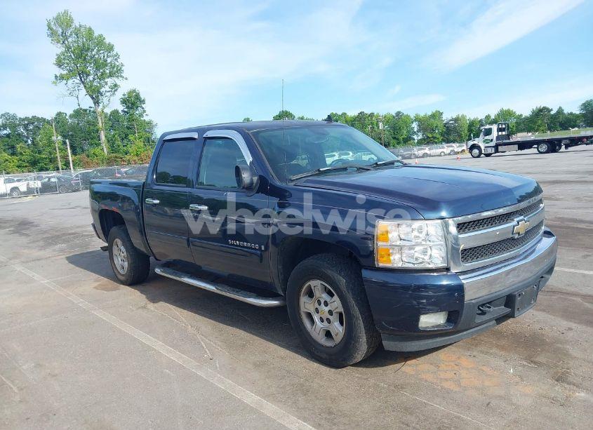 2007 Chevrolet Silverado 1500 LT2 (VIN 2GCEC130771595295) main photo