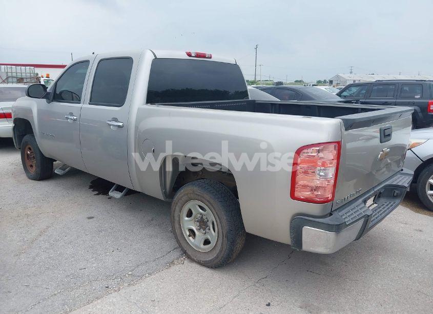 Photo 3 of 2007 Chevrolet Silverado 1500 WORK TRUCK (VIN 2GCEC13C071556378)
