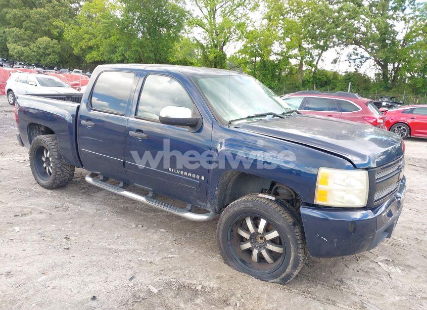 2008 Chevrolet Silverado 1500 LS (VIN 2GCEC13C081157102) main photo