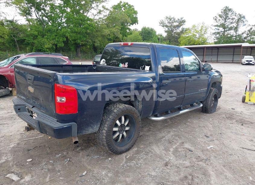 Photo 4 of 2008 Chevrolet Silverado 1500 LS (VIN 2GCEC13C081157102)