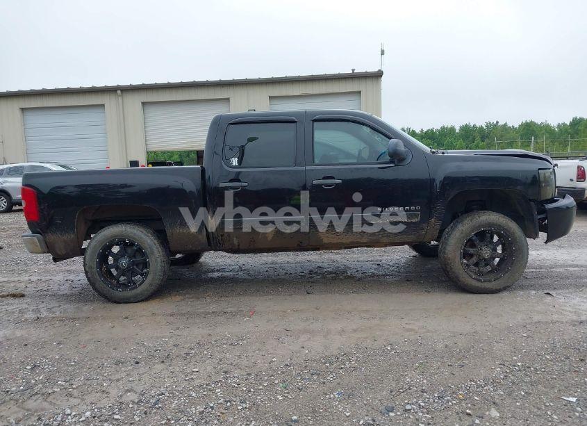 Photo 13 of 2007 Chevrolet Silverado 1500 LS (VIN 2GCEC13C271721492)