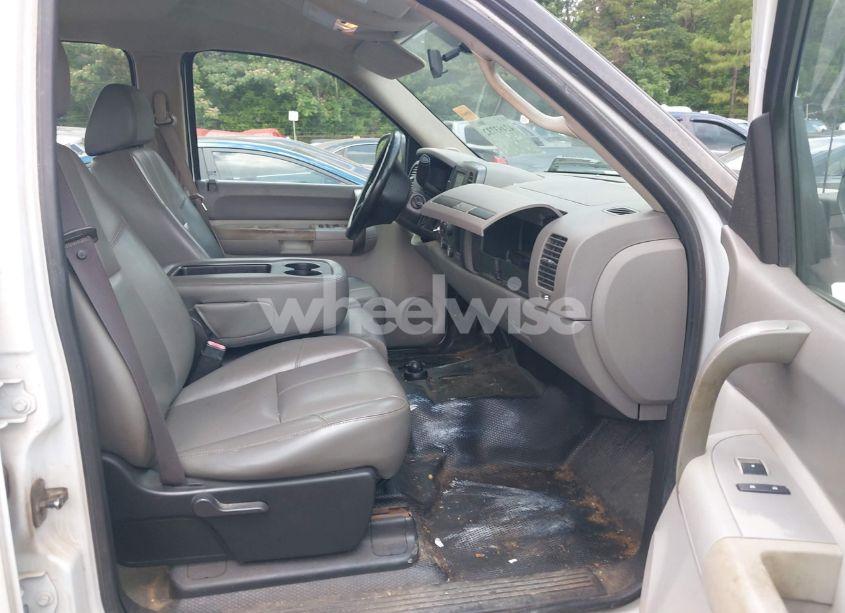 Photo 5 of 2007 Chevrolet Silverado 1500 WORK TRUCK (VIN 2GCEC13C371694772)