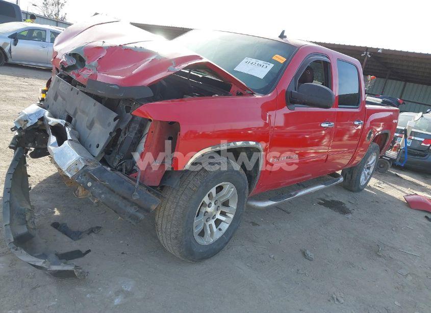Photo 2 of 2007 Chevrolet Silverado 1500 LS (VIN 2GCEC13C371733814)