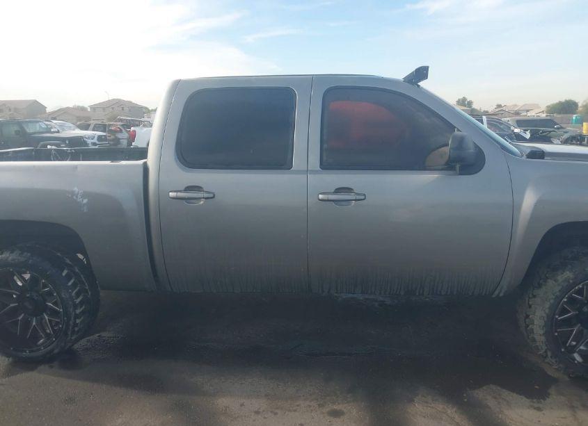 Photo 13 of 2007 Chevrolet Silverado 1500 LT1 (VIN 2GCEC13C471565732)