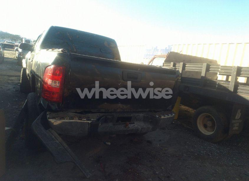 Photo 16 of 2007 Chevrolet Silverado 1500 LS (VIN 2GCEC13C471705066)