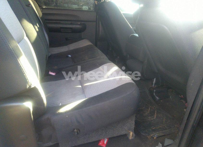 Photo 8 of 2007 Chevrolet Silverado 1500 LS (VIN 2GCEC13C471705066)