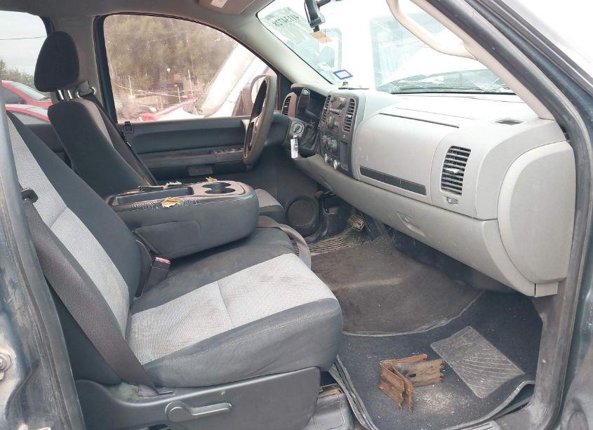 Photo 5 of 2008 Chevrolet Silverado 1500 LS (VIN 2GCEC13C481104127)