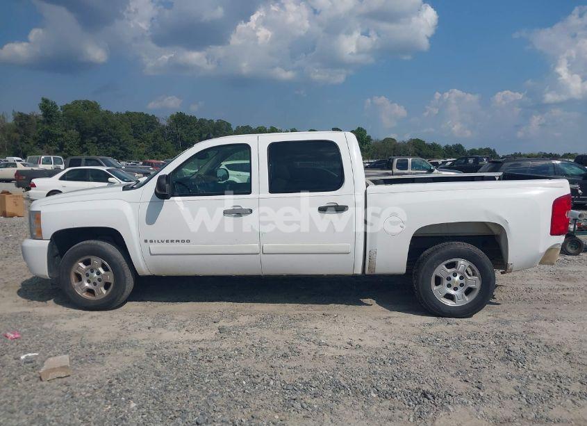 Photo 14 of 2007 Chevrolet Silverado 1500 LT1 (VIN 2GCEC13C571587416)