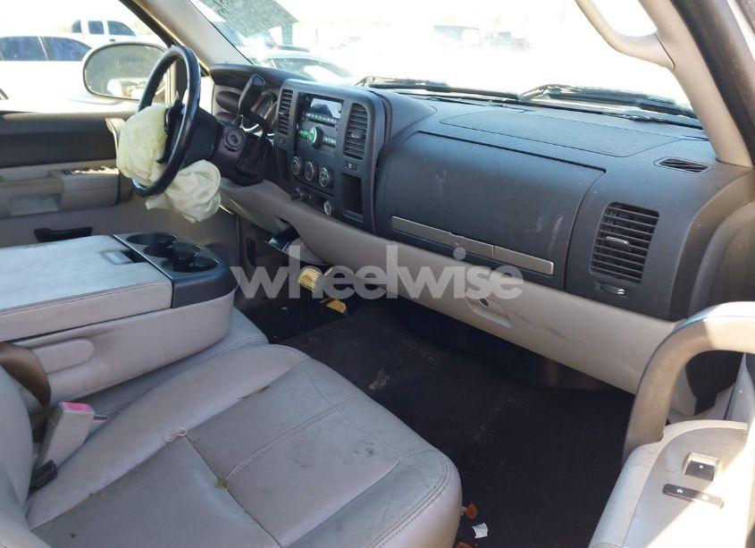 Photo 5 of 2007 Chevrolet Silverado 1500 LT1 (VIN 2GCEC13C571695258)