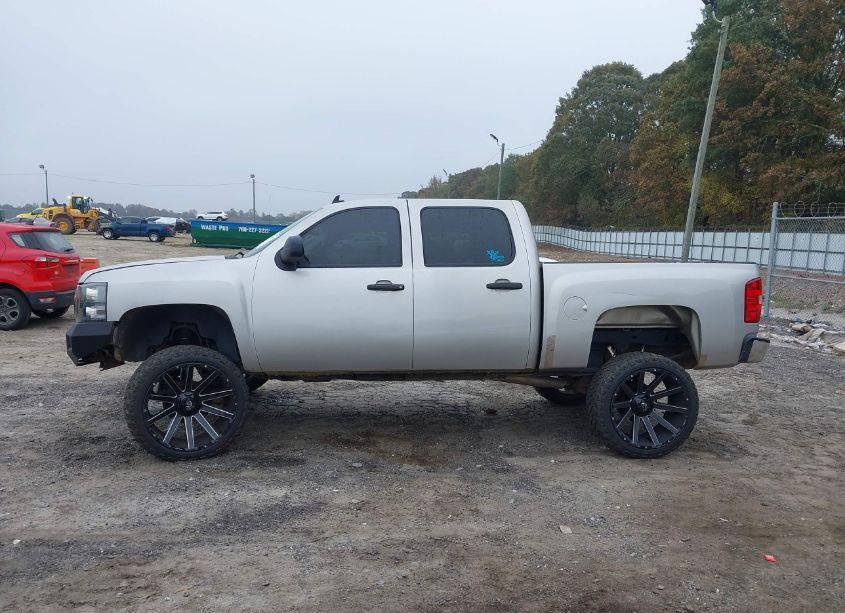 Photo 14 of 2007 Chevrolet Silverado 1500 LT1 (VIN 2GCEC13C671519867)