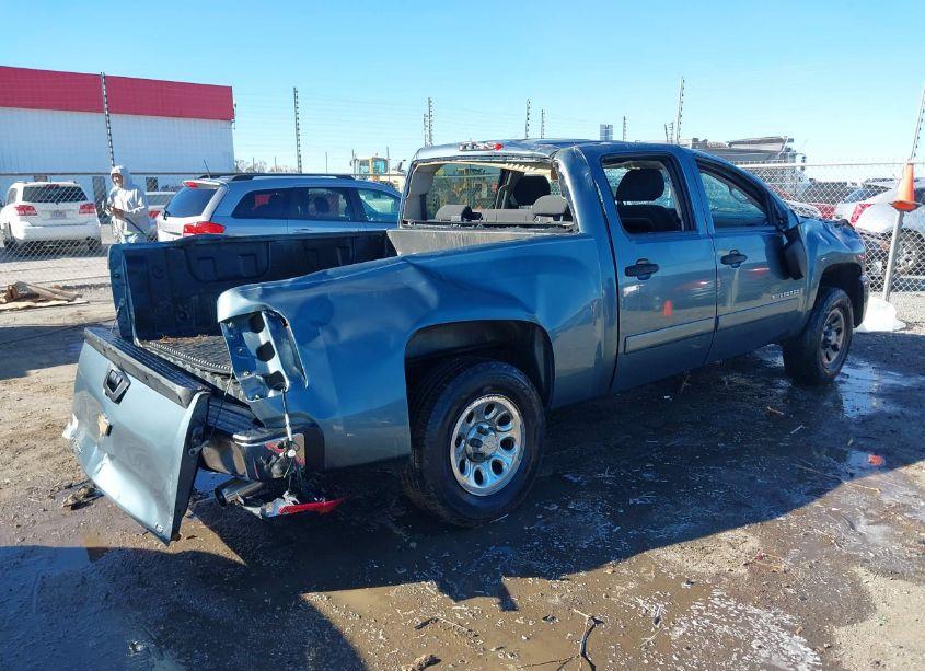 Photo 4 of 2007 Chevrolet Silverado 1500 LS (VIN 2GCEC13C771731368)