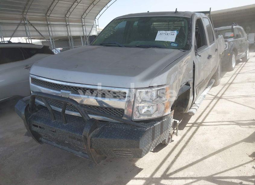 Photo 2 of 2008 Chevrolet Silverado 1500 LT1 (VIN 2GCEC13C781110522)