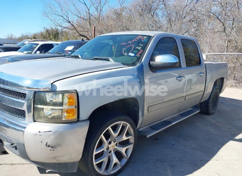 Photo 6 of 2007 Chevrolet Silverado 1500 LT1 (VIN 2GCEC13C871565569)