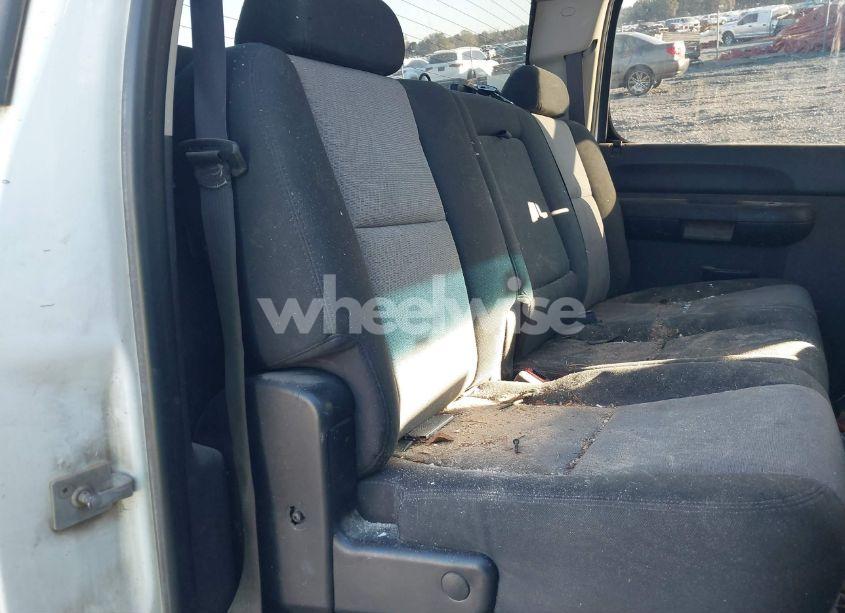 Photo 8 of 2007 Chevrolet Silverado 1500 LS (VIN 2GCEC13C871707516)