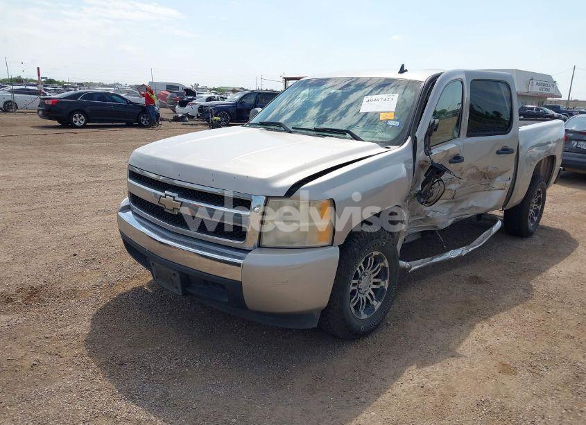 Photo 2 of 2008 Chevrolet Silverado 1500 LS (VIN 2GCEC13C881124008)