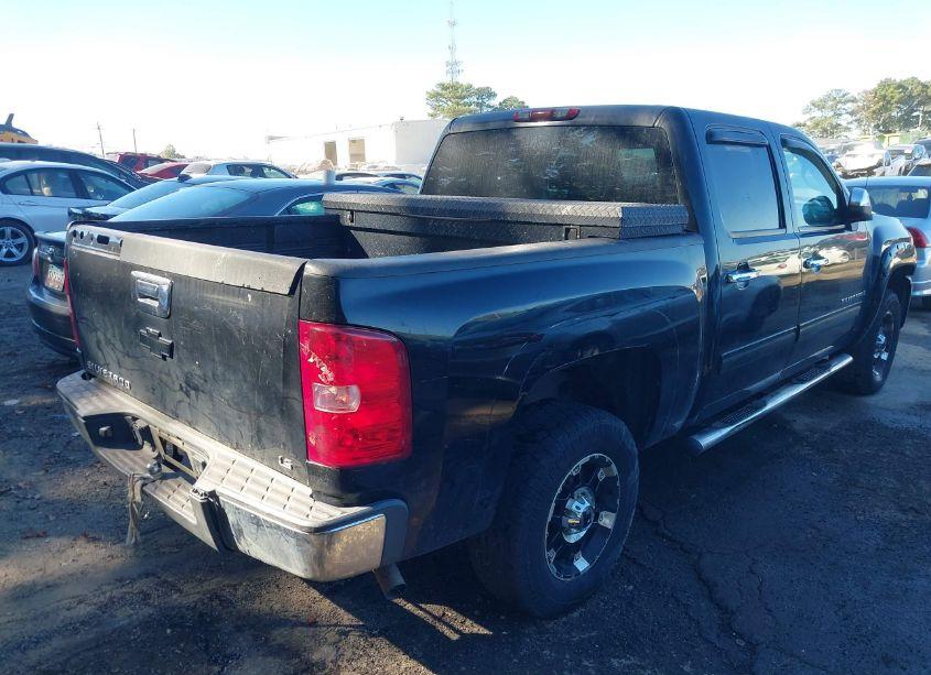 Photo 4 of 2009 Chevrolet Silverado 1500 LS (VIN 2GCEC13C891126178)