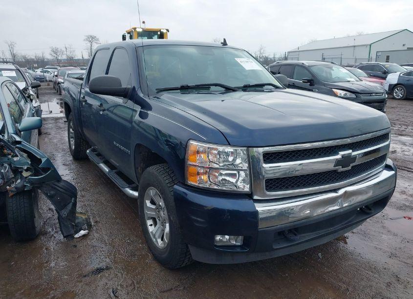 2007 Chevrolet Silverado 1500 LT2 (VIN 2GCEC13J071556539) main photo