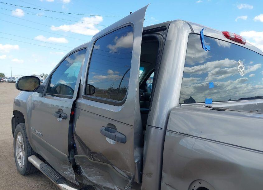 Photo 19 of 2007 Chevrolet Silverado 1500 LT1 (VIN 2GCEC13J171527891)