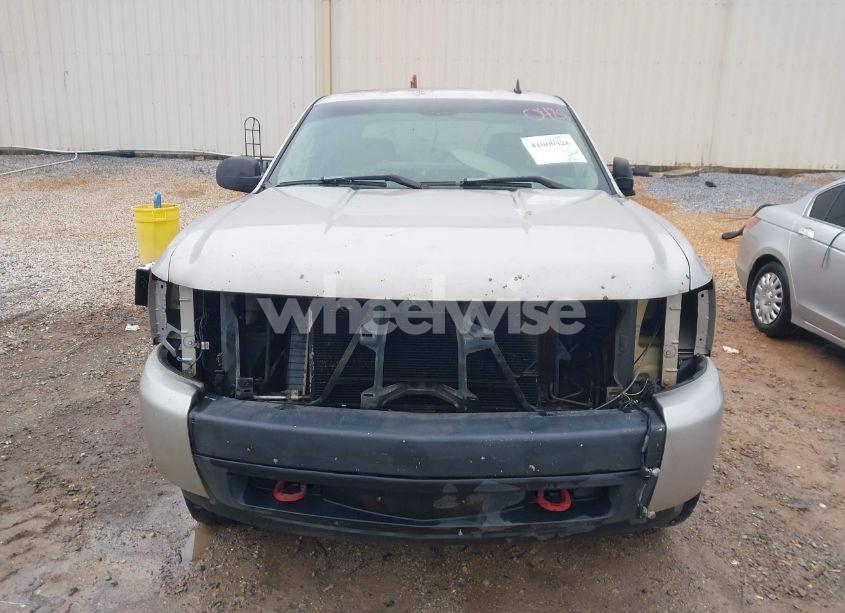 Photo 10 of 2007 Chevrolet Silverado 1500 WORK TRUCK (VIN 2GCEC13J271541900)