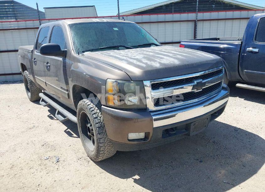 2007 Chevrolet Silverado 1500 LT2 (VIN 2GCEC13J271570278) main photo