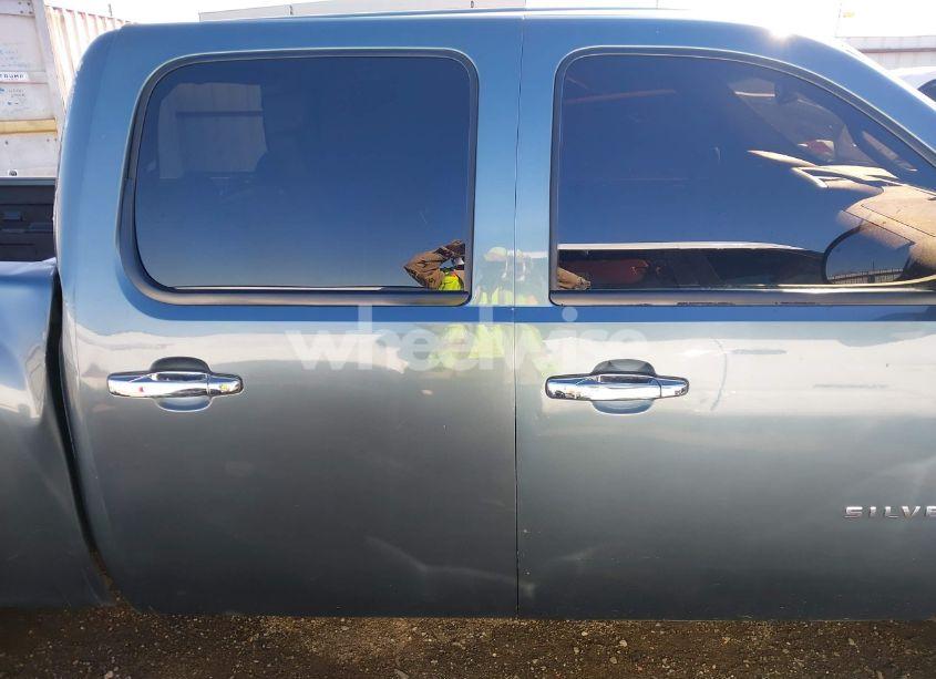 Photo 14 of 2007 Chevrolet Silverado 1500 LT1 (VIN 2GCEC13J371669658)